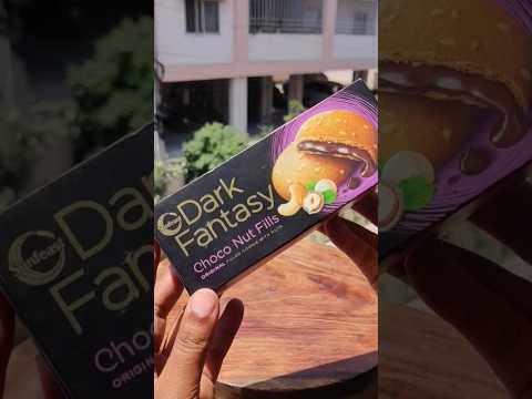 life mai ek baar zaroor try karna chahiye| Dark fantasy choco nut fill cookies🍫🤤#darkfantasy #shorts