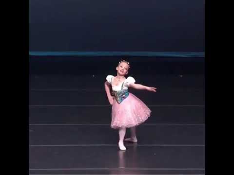 “😍✨@izzy howard age 10 Coppelia, YAGP       Keep following❤️ #ballet dancer feed #ballet #baller