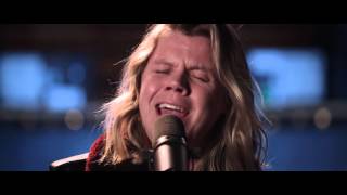 Conrad Sewell Performs ‘Remind Me’ presented by Nickelodeon’s #BuzzTracks