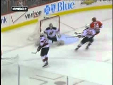 Hurricanes - Devils Highlights (12/26/11)