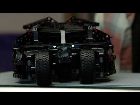 Gambar LEGO Technic Batmobile Tumbler Set 719 pcs 42239 - Hitam