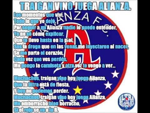 "Muchachos, Traigan vino juega Alianza" Barra: La Ultra Blanca y Barra Brava 96 &bull; Club: Alianza