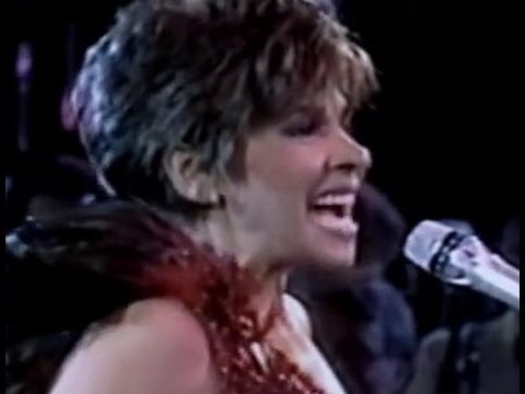 New York, New York - Shirley Bassey