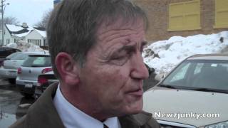 Newzjunky.com- Police Seek Public's Help in Key Bank Robbery