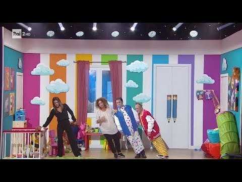 La stanza inclinata "Asilo nido" - Stasera tutto è possibile 03/10/2018