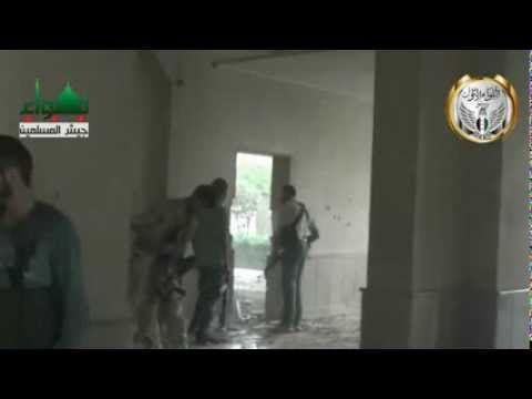 جولة ميدانية مع مقالتي اللواء الأول ورصد لجثث عناصر النظام في أحد النقاط بعد السيطرة عليها في حي القابون في دمشق