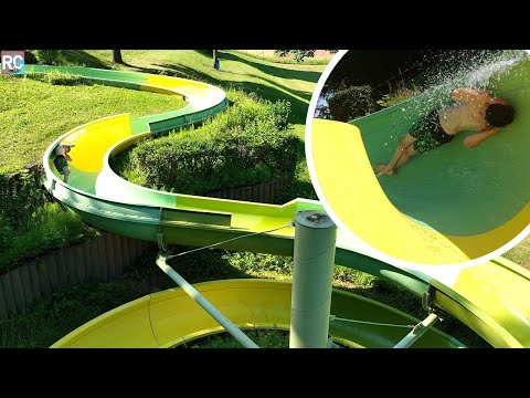 Bunte Wasserrutsche im Freibad Lichtenau b. Ansbach 4K
