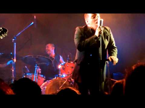 Cabezones - Lejos es no estar (The Roxy - 22/06/2013)