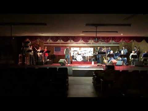 Renown Elvis Presley tribute artist Jay Dupuis gets ready for weekend show in Walker