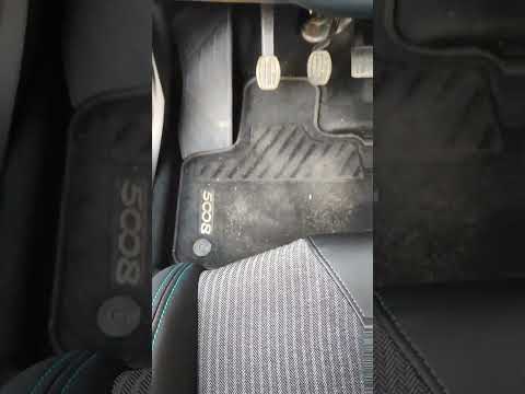 фото перетяжка сидений салона авто, мотосидений, руля 0