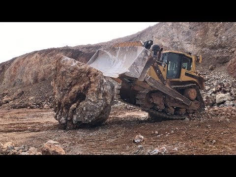Caterpillar D8T Bulldozer Pushing Huge Rock - Sotiriadis/Labrianidis Mining