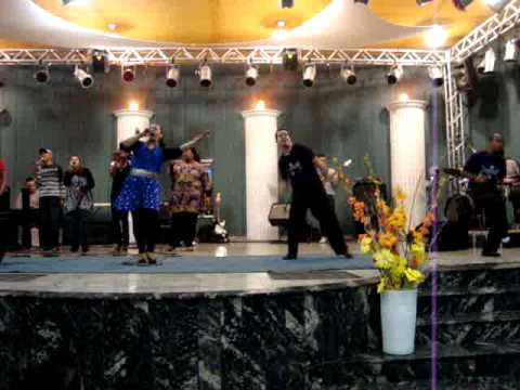 QUADRANGULAR BRASILÂNDIA III- DIA 01/05/2010.- 2/26- VISITA À IEQ.SEDE-SP.