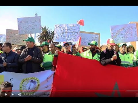 مئات عمال النظافة يحتجون بسلا للمطالبة بالزيادة في الأجور وتحسين ظروف العمل