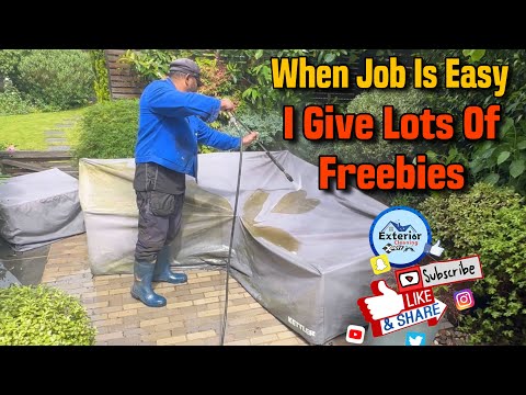 When Job Is Easy I Give Lots Of Freebies | Pressure washing a big Patio with multi surfaces