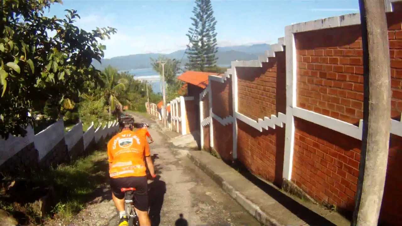 Caeira da barra do sul ponto de travessia para praia do sonho.