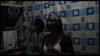 ALE KUMA Y NIDIA GONGORA bunde arrullo En Belén nació