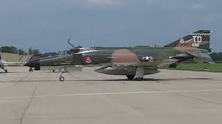 preview picture of video 'F-4 Phantom at Terre Haute Air Show'