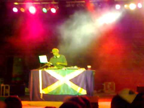 Dj Kaderas @ Green House Reggae Festival (Las Norias, Almería) /// 8 Julio 11