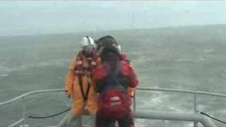 preview picture of video 'Tenby Lifeboat crew exercise with RAF Helicopter 169'
