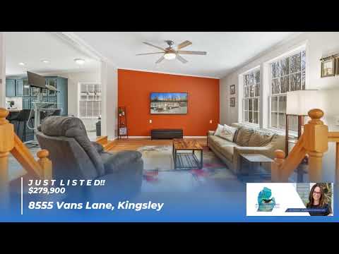 J U S T  L I S T E D!! $279,900