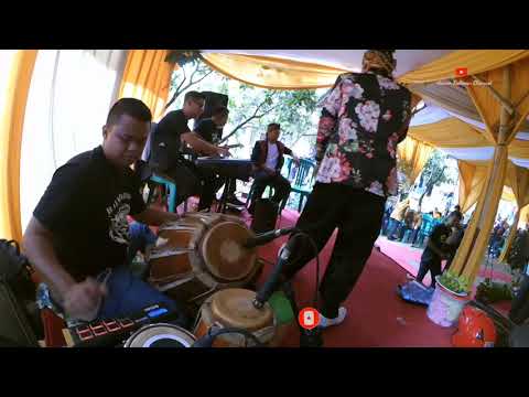 ELI KHARISMA - Bojo Dua _ Medley Cadas Pangeran , Kembang goyang