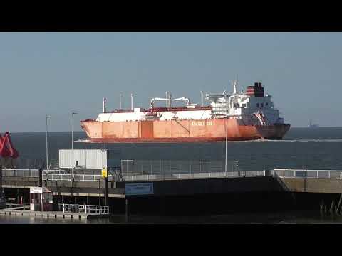 RIBERA DEL DUERO KNUTSEN  LNG Tanker Flag: Norway GT: 111109 DWT: 96740  290 x 46 m Year Built: 2010