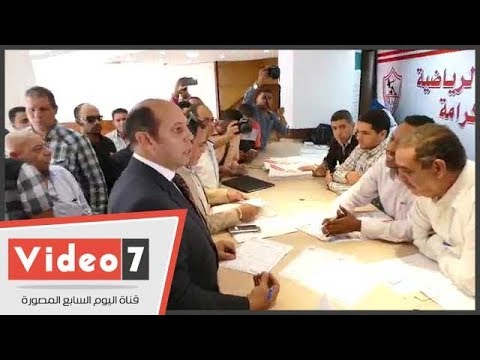 أحمد سليمان ينفعل أثناء تقديم أوراق ترشحه لإنتخابات نادى الزمالك بسبب "كرسى"