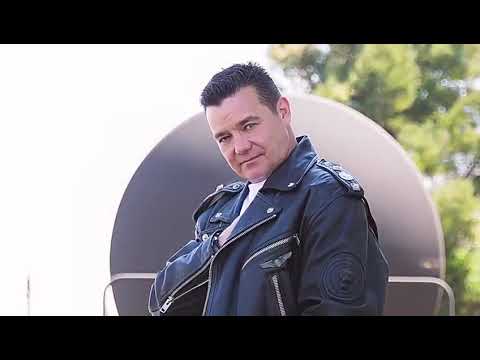 Promocional canción "Por favor paren al mundo"