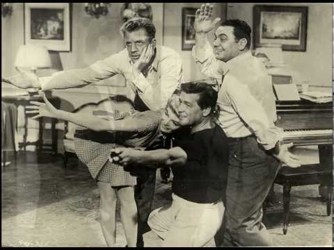 Gordon MacRae ~ Button Up Your Overcoat