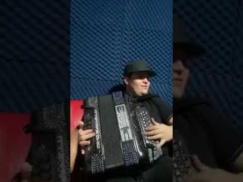 Un Suspiro - Edicion Especial (Ft. JR Torres)(En Vivo)