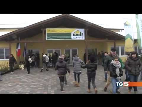 TG5: Inaugurata oggi la nuova scuola media "Dante Alighieri" a Sant'Agostino 15/12/12