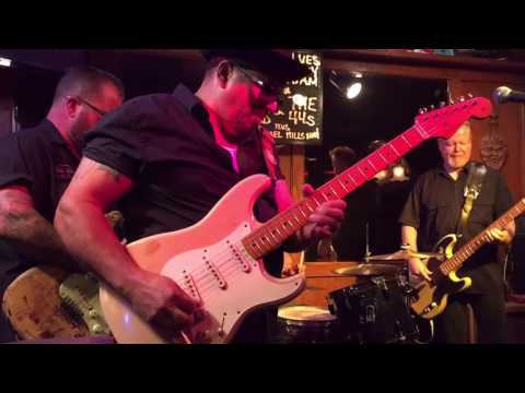 Kid Ramos  and The 44s. July 2016