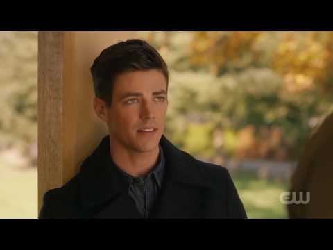 DC Elseworlds: Barry and Oliver Talk at Kent Farm & Team Crossover to Fight Amazo