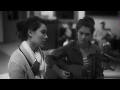 Lily & Madeleine - In The Middle