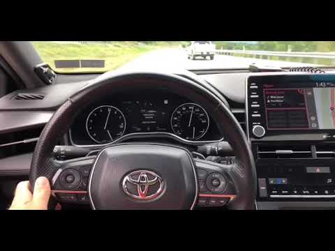 2019 Toyota Avalon On the highway !!! With heads up display!!