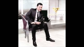 Roberto Tapia - Besos (2015)