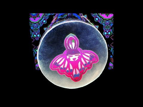 Ashley Wallbridge feat. Audrey Gallagher - Bang the Drum