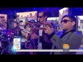 Aaron Neville sings ‘Hard to Believe’ live on THE TODAY SHOW