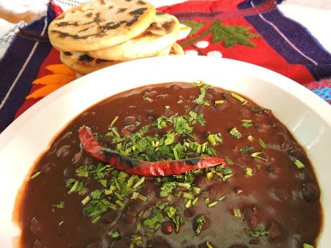 Chilmole de frijol.- RecetasdeLuzMa