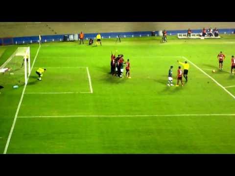 Golaço do chicão Primeiro Gol do Chicão no Flamengo - Flamengo 1 x Goiás 1  brasileiro 2013