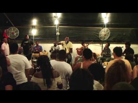 RODA DE SAMBA do NEM com a família TIA DOCA PH Registrou 1/09/2013 (04)