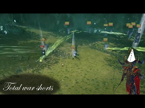 Malekith charges an army - Total war: Warhammer II