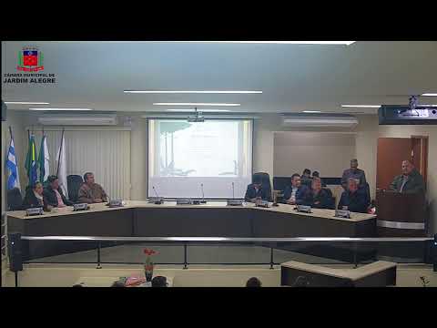 Entrega da Menção Honrosa à Dona Maria Poderosa da Silva, autoria Dep. Dr. Leônidas Fávero Neto.
