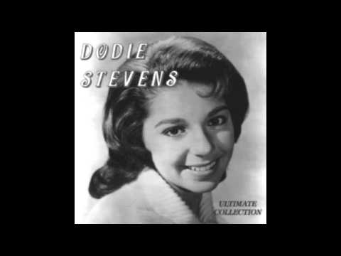 Dodie Stevens - I Fall To Pieces