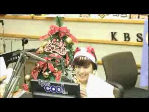 131224 Sukira Cut - Ryeowook sing for today quiz
