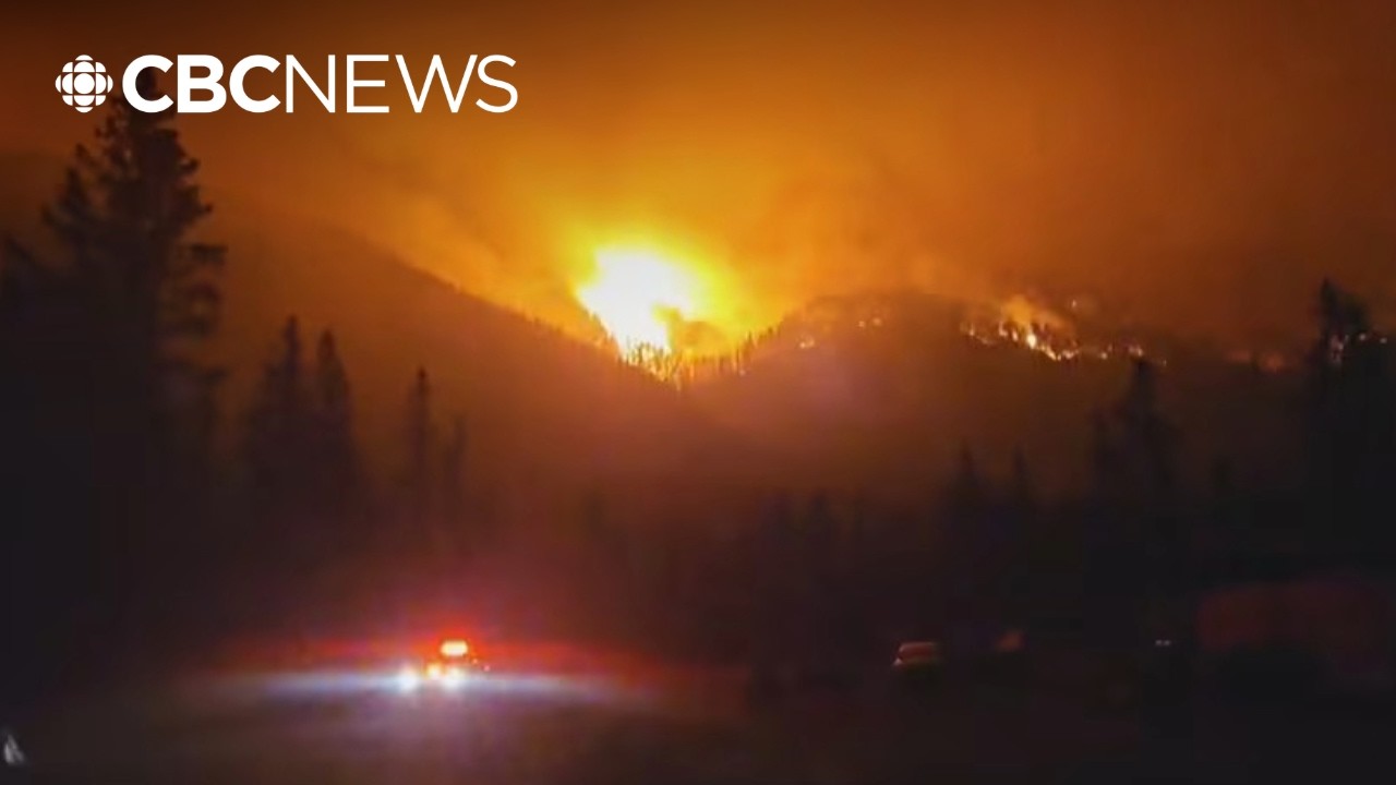 Video: Pear Lake and Fiftynine Creek fires merge near Clinton, prompting 70 Mile House evacuation order