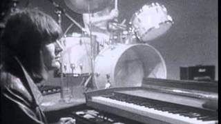 Soft Machine - "Pigling Bland"/"Facelift" Live on French TV 1969