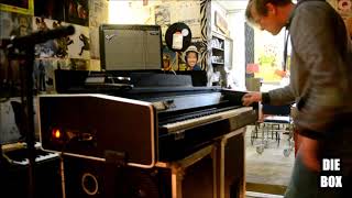 Video thumbnail for E PIANO  ROLAND MP 700  -  DIE BOX - INSTRUMENTENTEST - VINTAGE SOUND by DIE BOX
