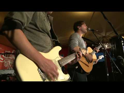 Tom Dice - Utopia (live bij Q)