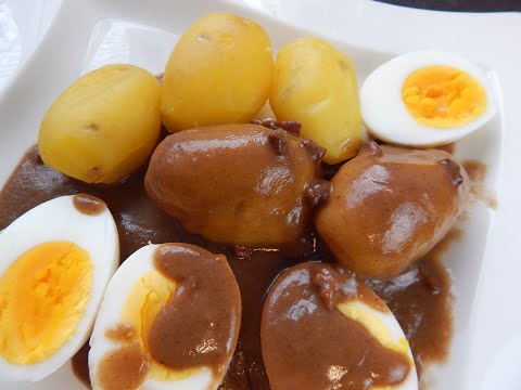 Pellkartoffeln mit Stippe und Ei nach Omas Rezept